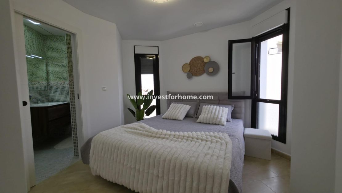 Verkoop - Appartement - Torrevieja - Centro