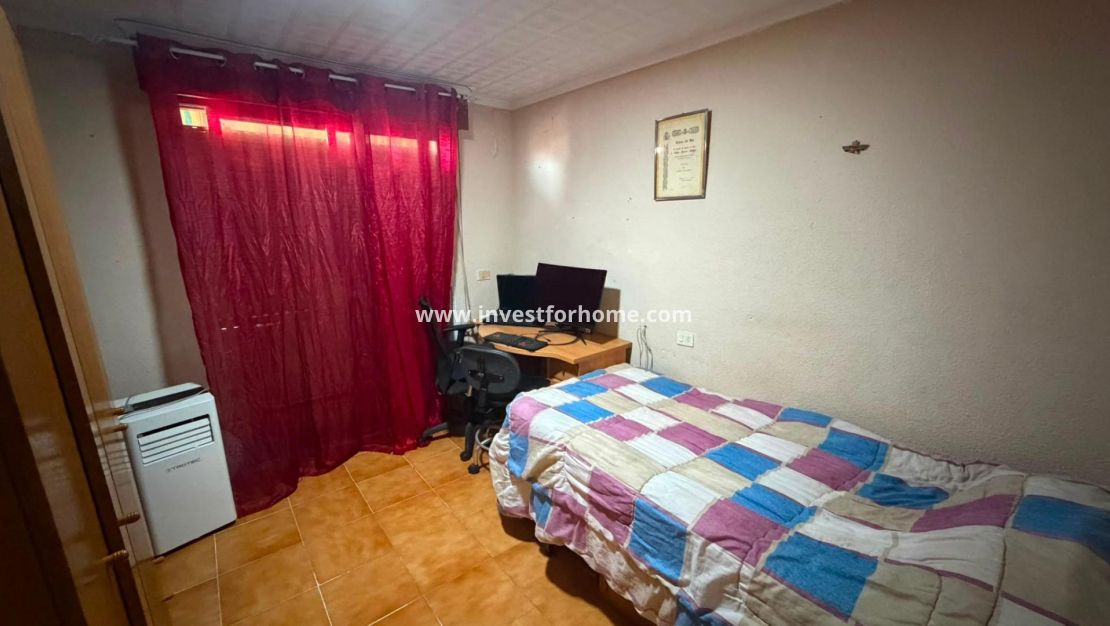 Verkoop - Appartement - Torrevieja - Centro