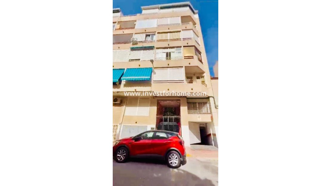 Verkoop - Appartement - Torrevieja - Centro