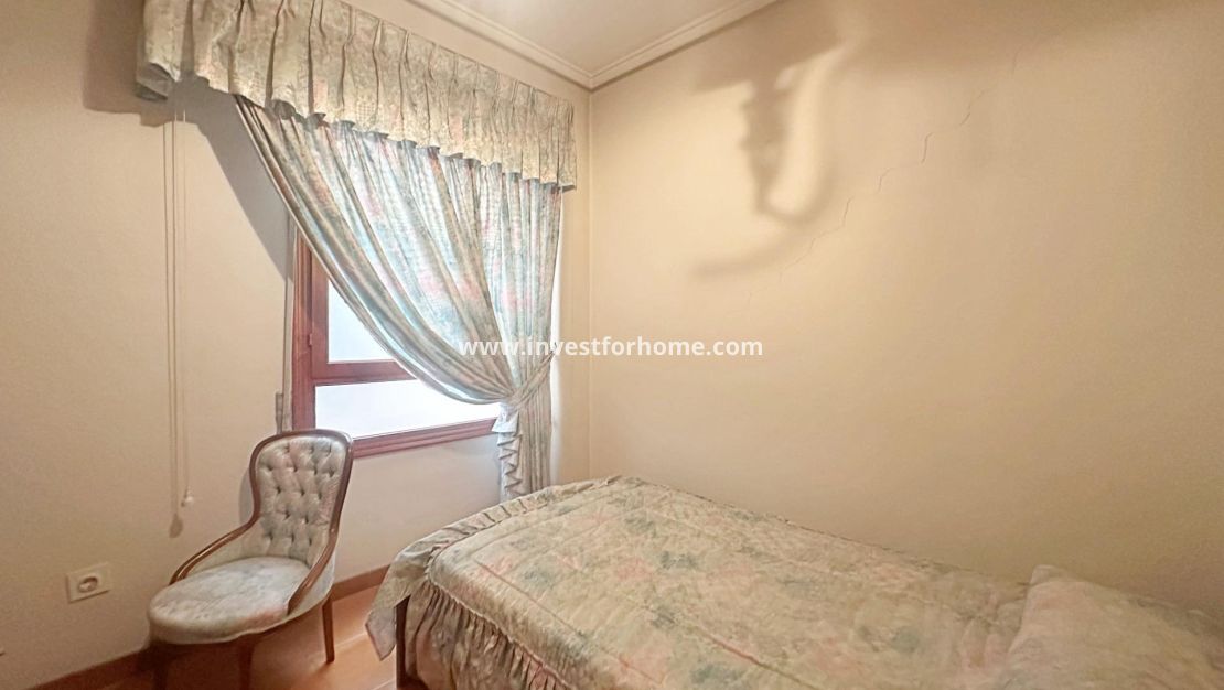 Verkoop - Appartement - Torrevieja - Centro