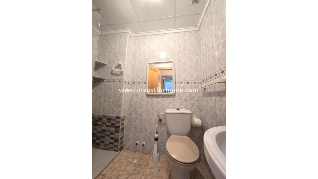 Verkoop - Appartement - Torrevieja - Centro