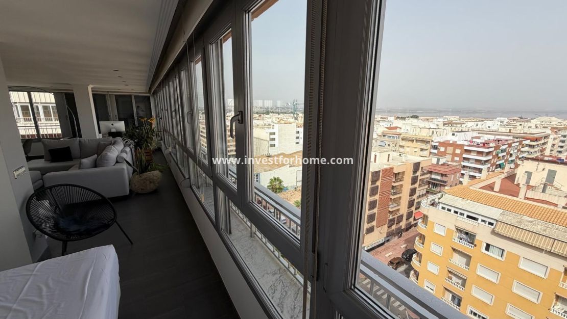 Verkoop - Appartement - Torrevieja - Centro