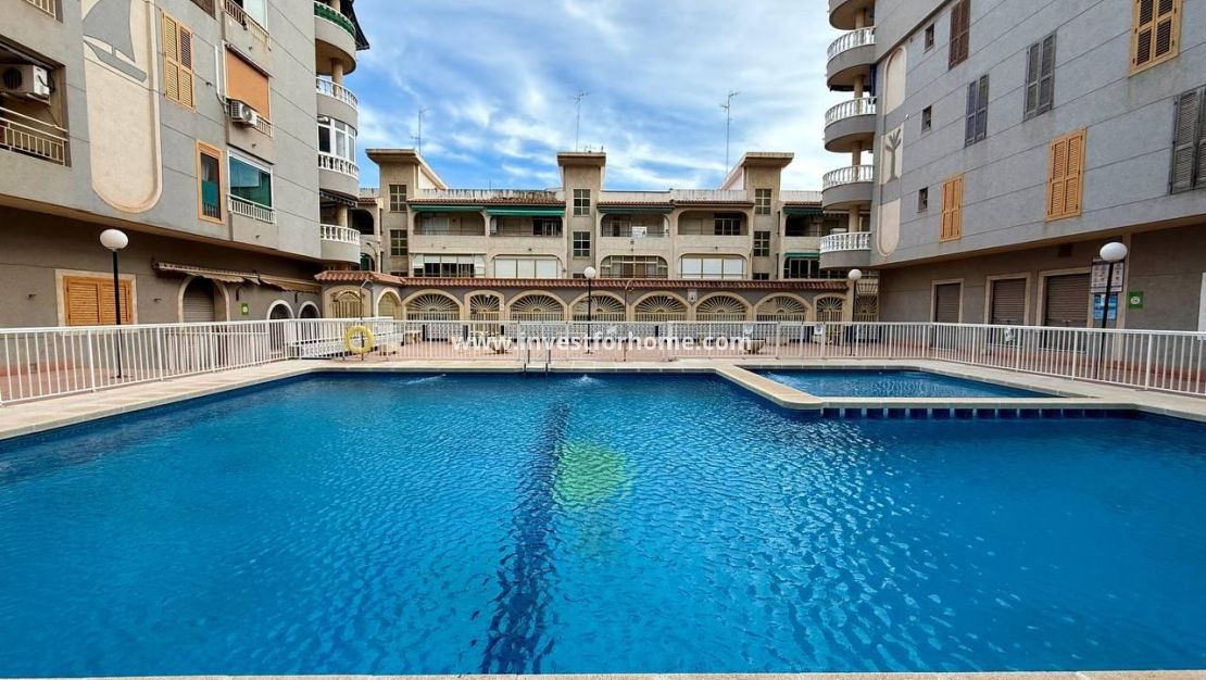 Verkoop - Appartement - Torrevieja - Centro