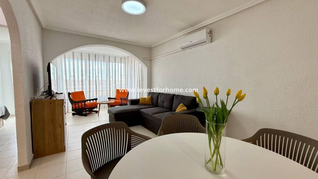 Verkoop - Appartement - Torrevieja - Centro