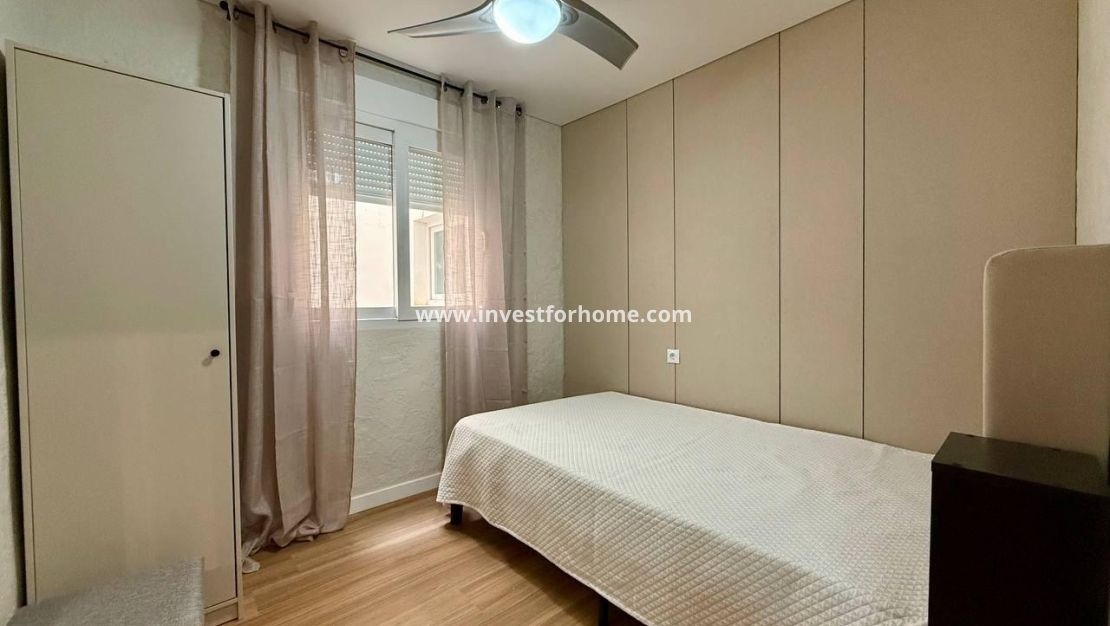 Verkoop - Appartement - Torrevieja - Centro