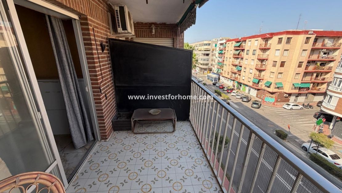 Verkoop - Appartement - Torrevieja - Centro