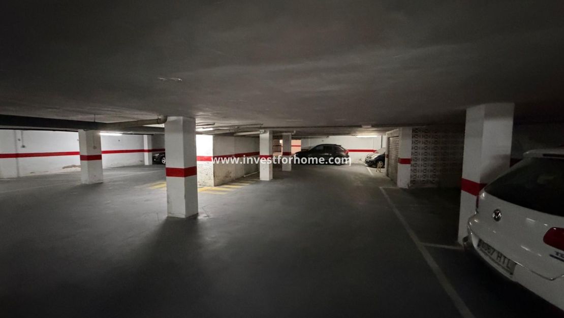Verkoop - Appartement - Torrevieja - Centro