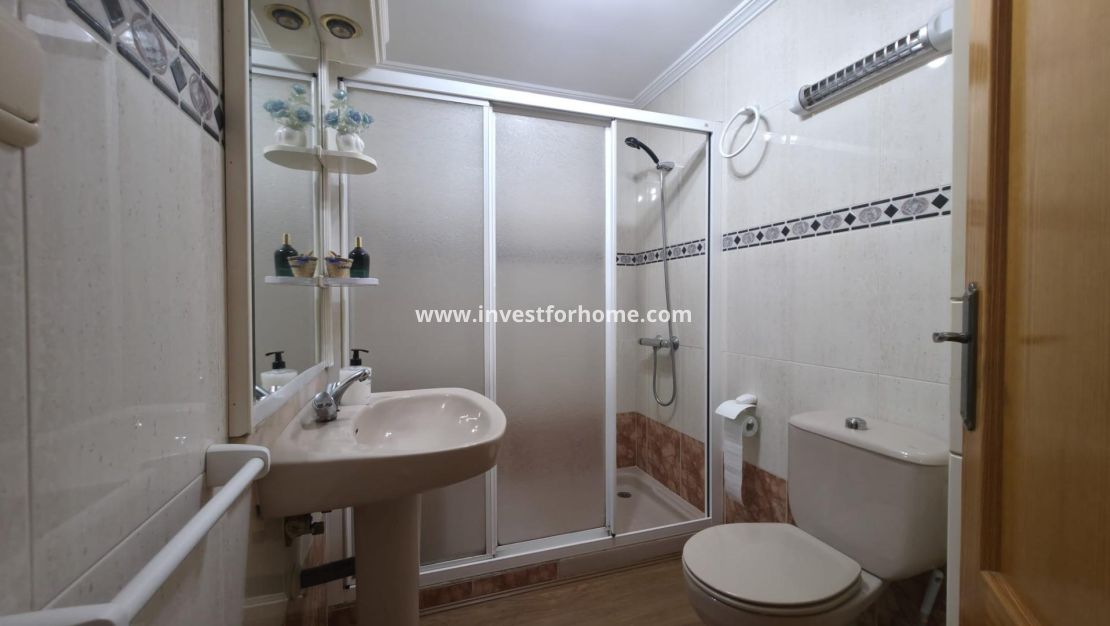 Verkoop - Appartement - Torrevieja - Centro