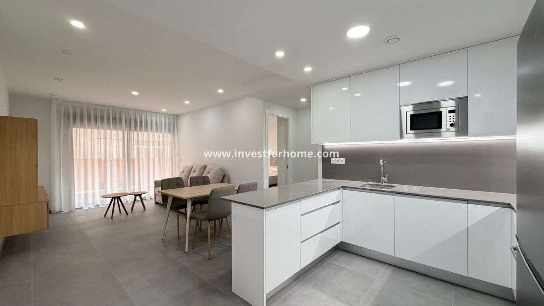 Verkoop - Appartement - Torrevieja - Centro