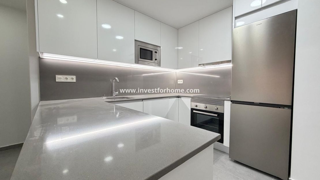 Verkoop - Appartement - Torrevieja - Centro