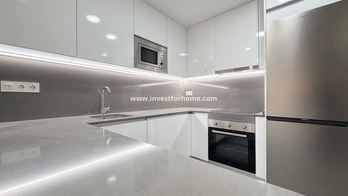 Verkoop - Appartement - Torrevieja - Centro