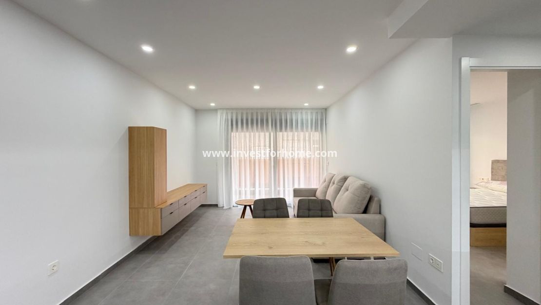 Verkoop - Appartement - Torrevieja - Centro