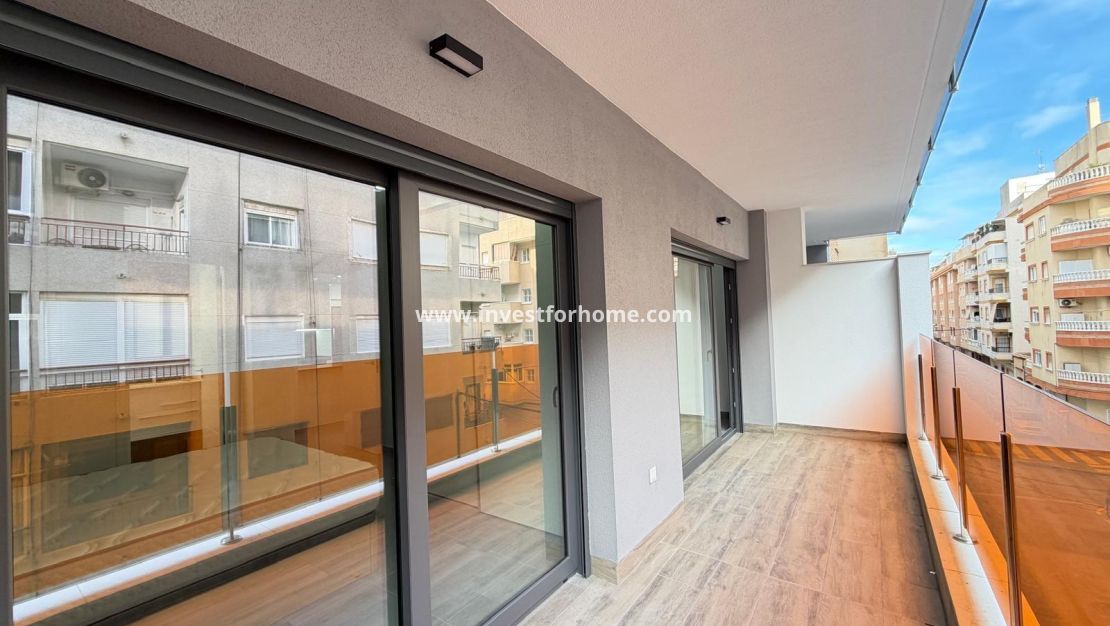 Verkoop - Appartement - Torrevieja - Centro