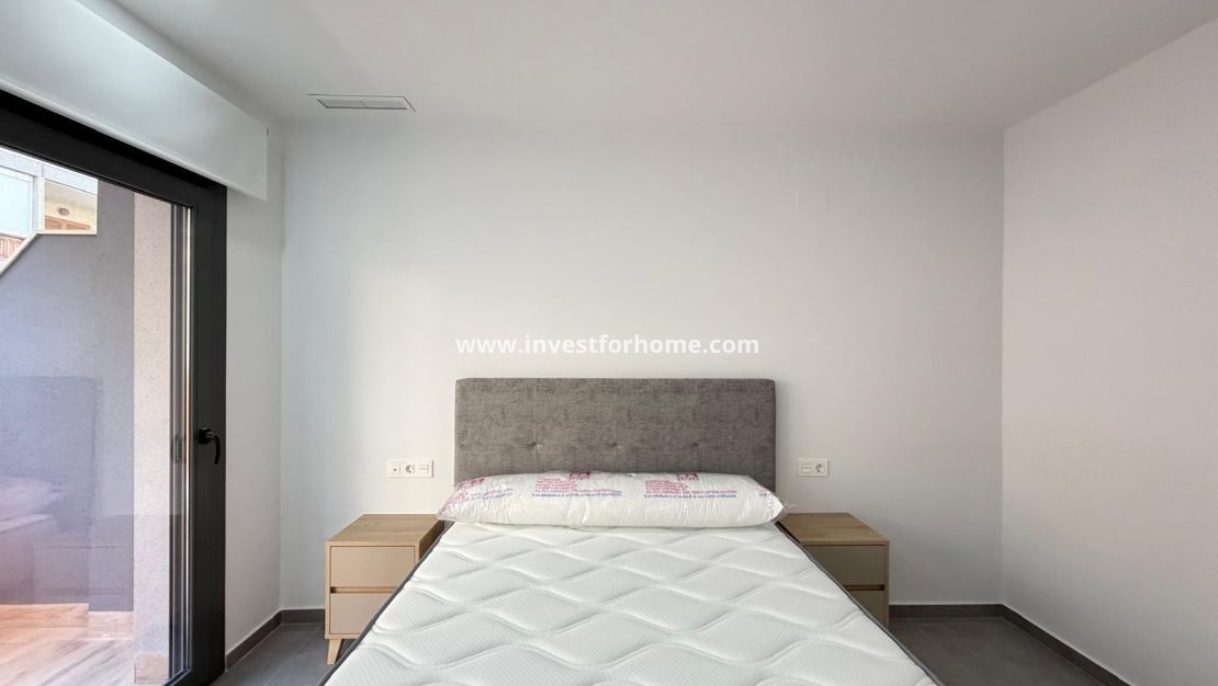 Verkoop - Appartement - Torrevieja - Centro