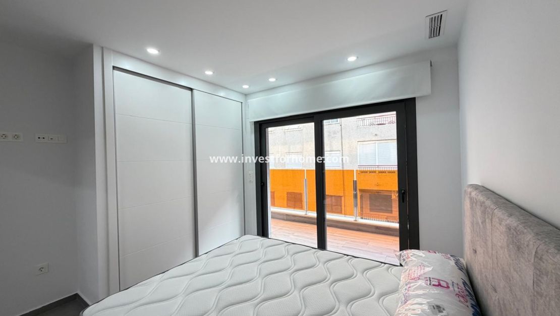 Verkoop - Appartement - Torrevieja - Centro