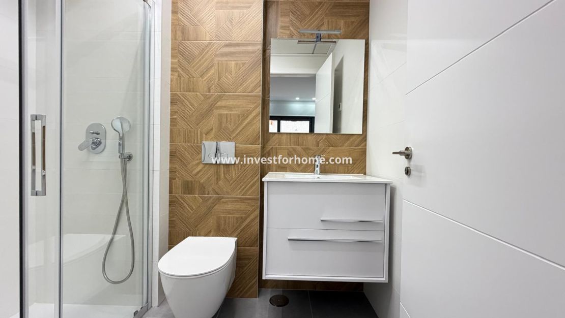 Verkoop - Appartement - Torrevieja - Centro