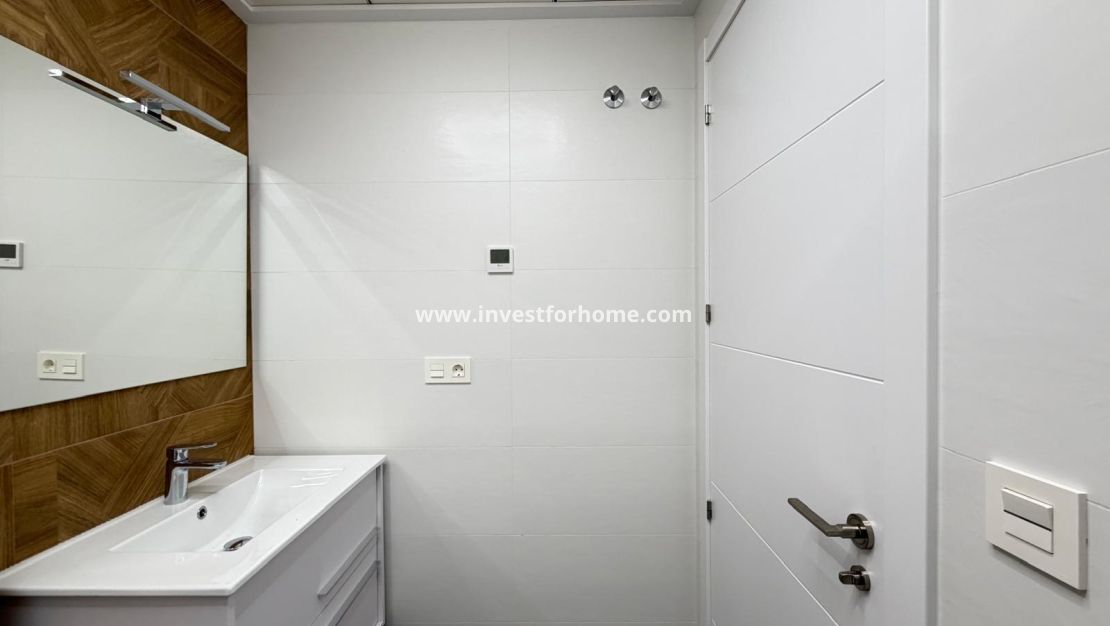 Verkoop - Appartement - Torrevieja - Centro