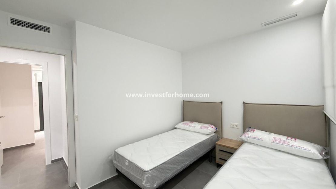 Verkoop - Appartement - Torrevieja - Centro