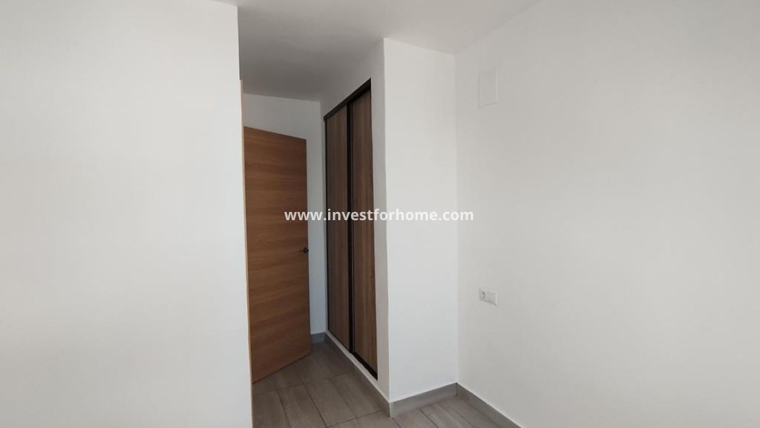Verkoop - Appartement - Torrevieja - Centro