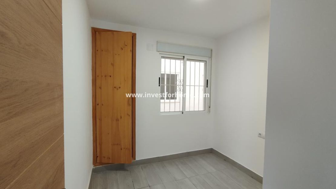 Verkoop - Appartement - Torrevieja - Centro