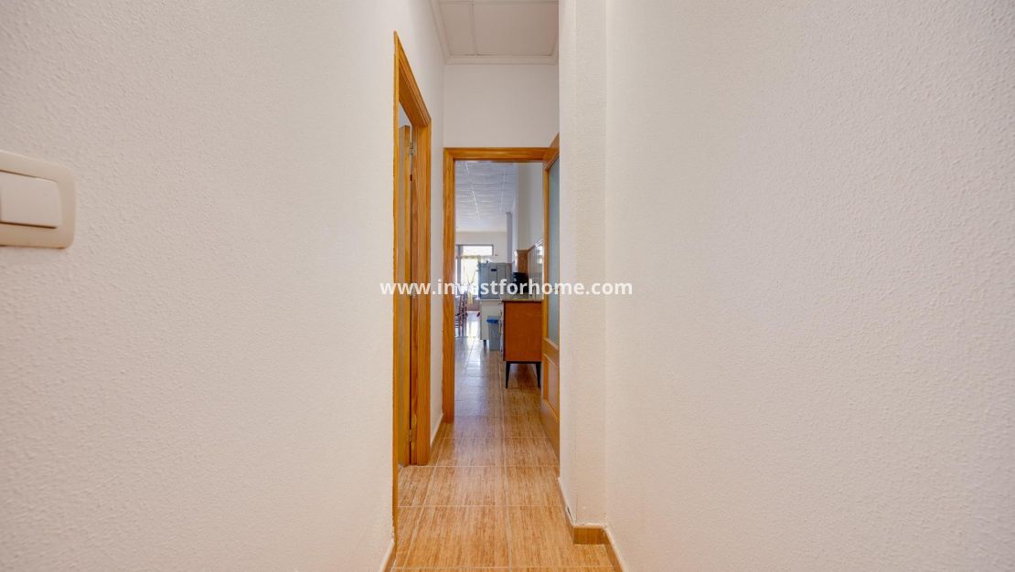 Verkoop - Appartement - Torrevieja - Centro