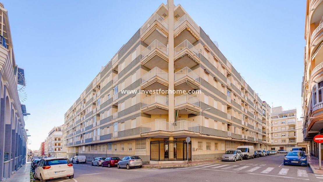 Verkoop - Appartement - Torrevieja - Centro