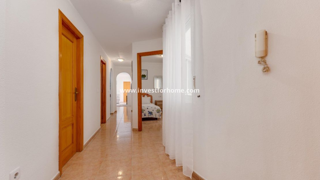 Verkoop - Appartement - Torrevieja - Centro