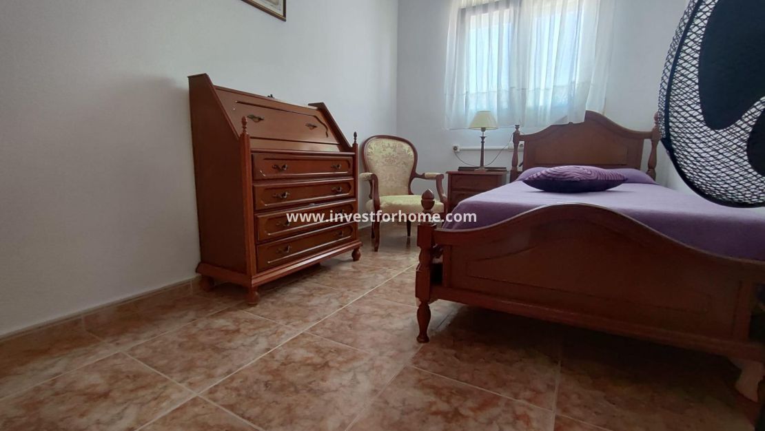 Verkoop - Appartement - Torrevieja - Centro