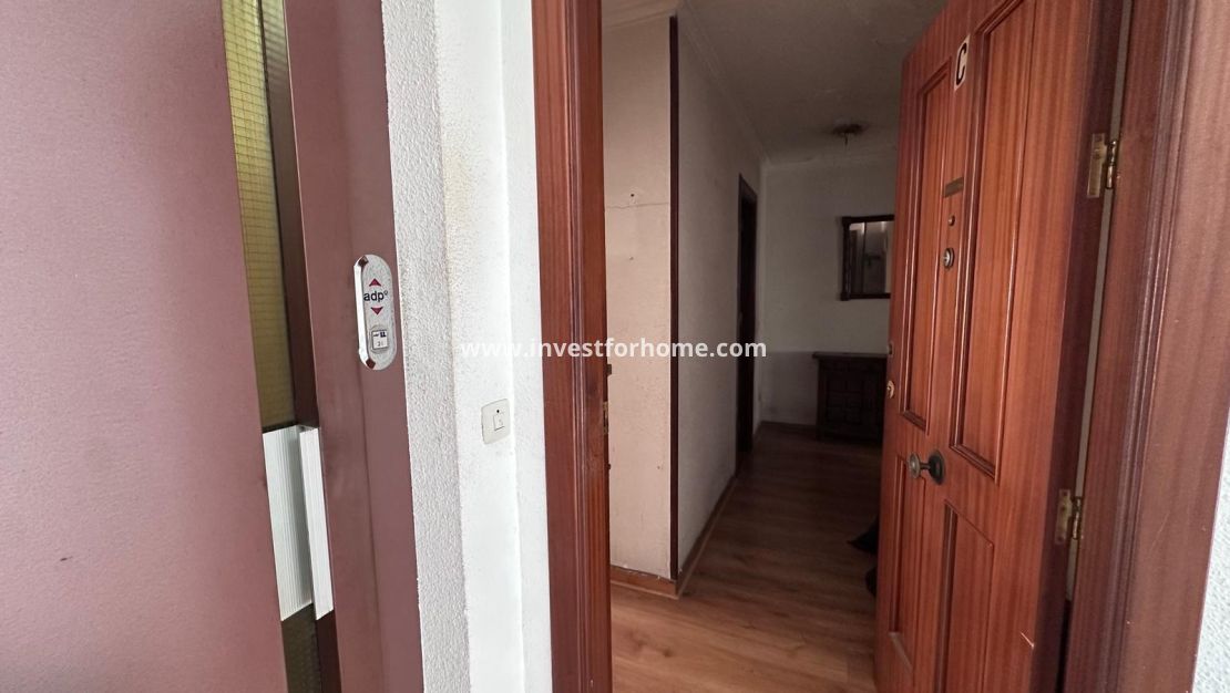 Verkoop - Appartement - Torrevieja - Centro