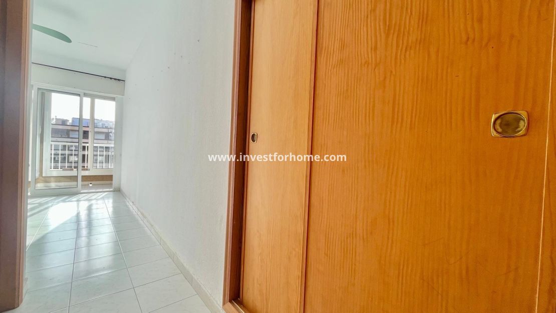 Verkoop - Appartement - Torrevieja - Centro