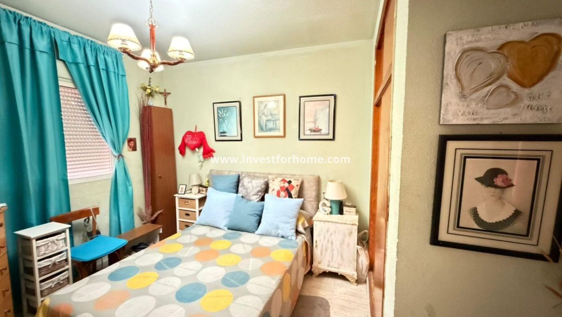 Verkoop - Appartement - Torrevieja - Centro