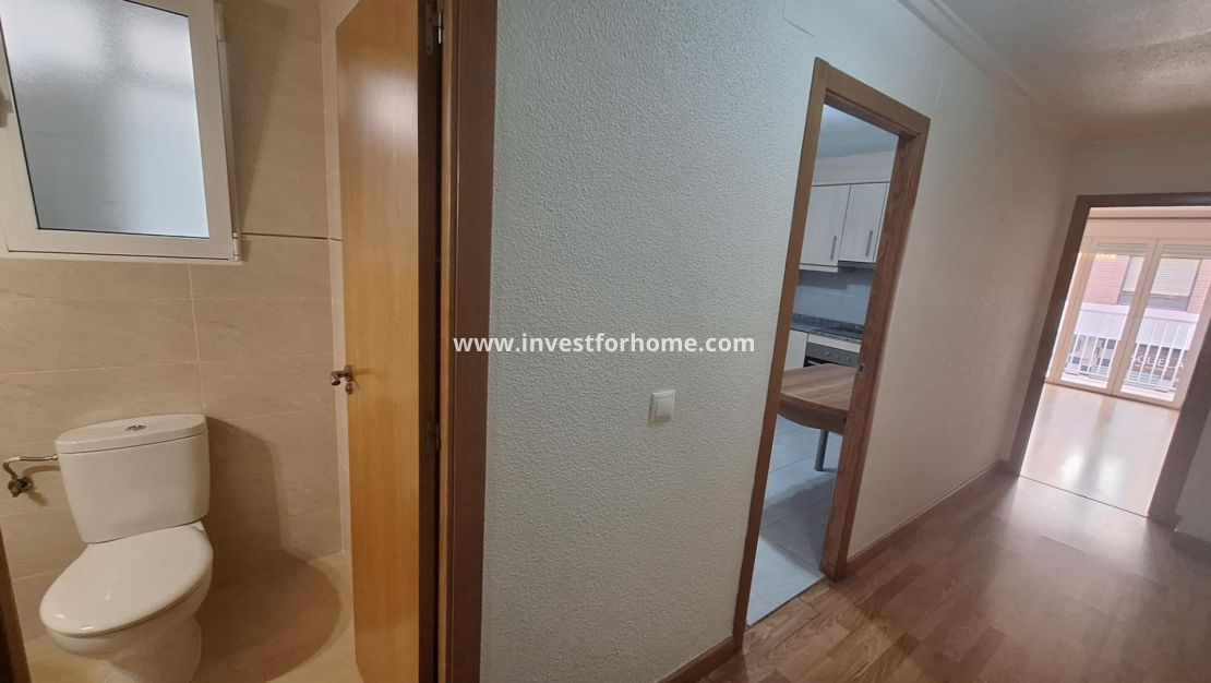 Verkoop - Appartement - Torrevieja - Centro