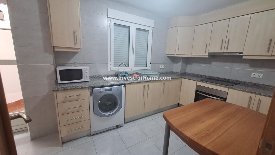 Verkoop - Appartement - Torrevieja - Centro