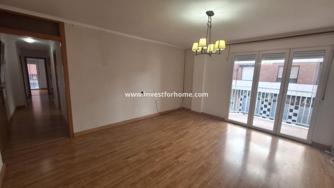 Verkoop - Appartement - Torrevieja - Centro