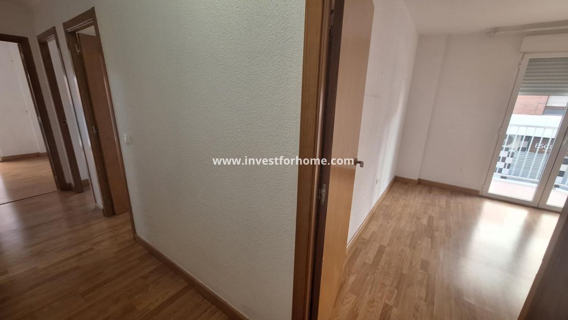 Verkoop - Appartement - Torrevieja - Centro