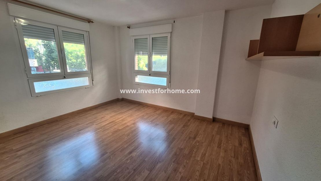 Verkoop - Appartement - Torrevieja - Centro