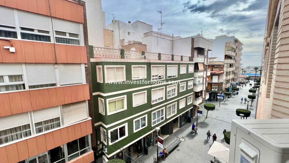 Verkoop - Appartement - Torrevieja - Centro