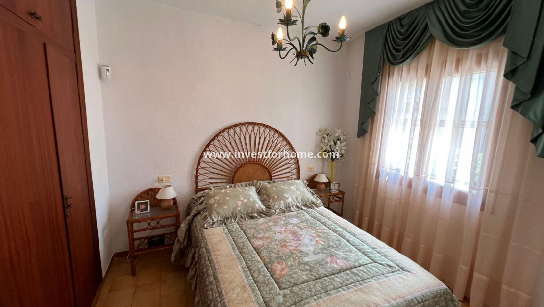 Verkoop - Appartement - Torrevieja - Centro