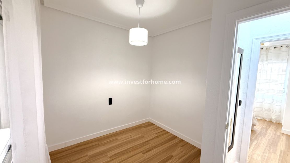 Verkoop - Appartement - Torrevieja - Costa Blanca