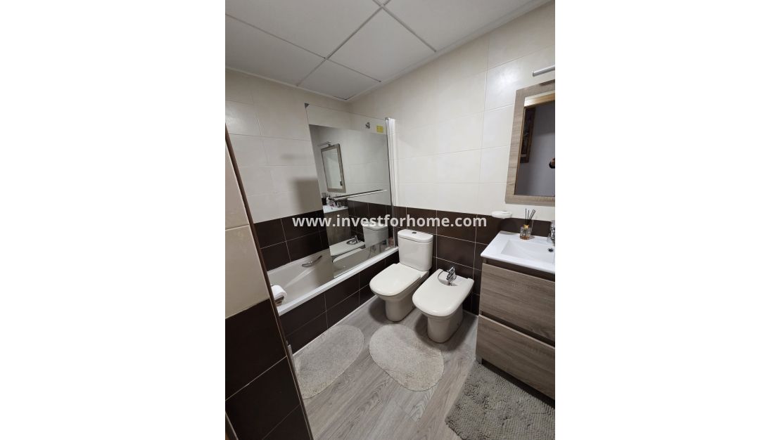 Verkoop - Appartement - Torrevieja - Costa Blanca