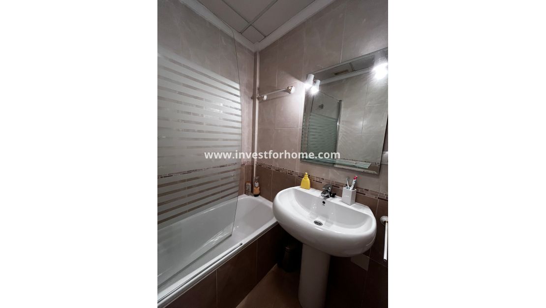 Verkoop - Appartement - Torrevieja - Costa Blanca