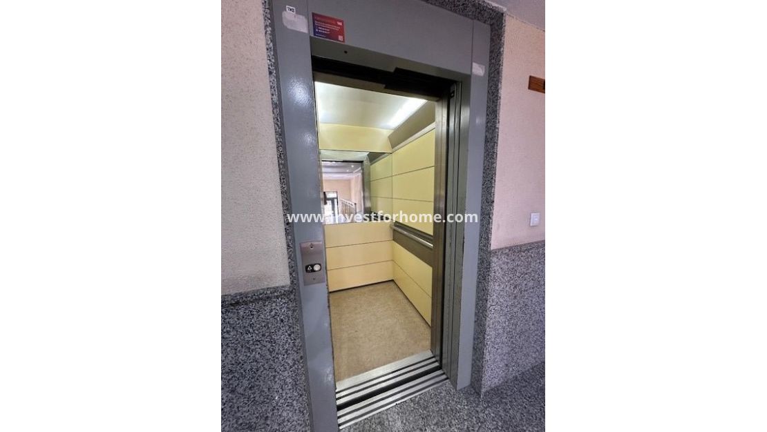 Verkoop - Appartement - Torrevieja - Costa Blanca