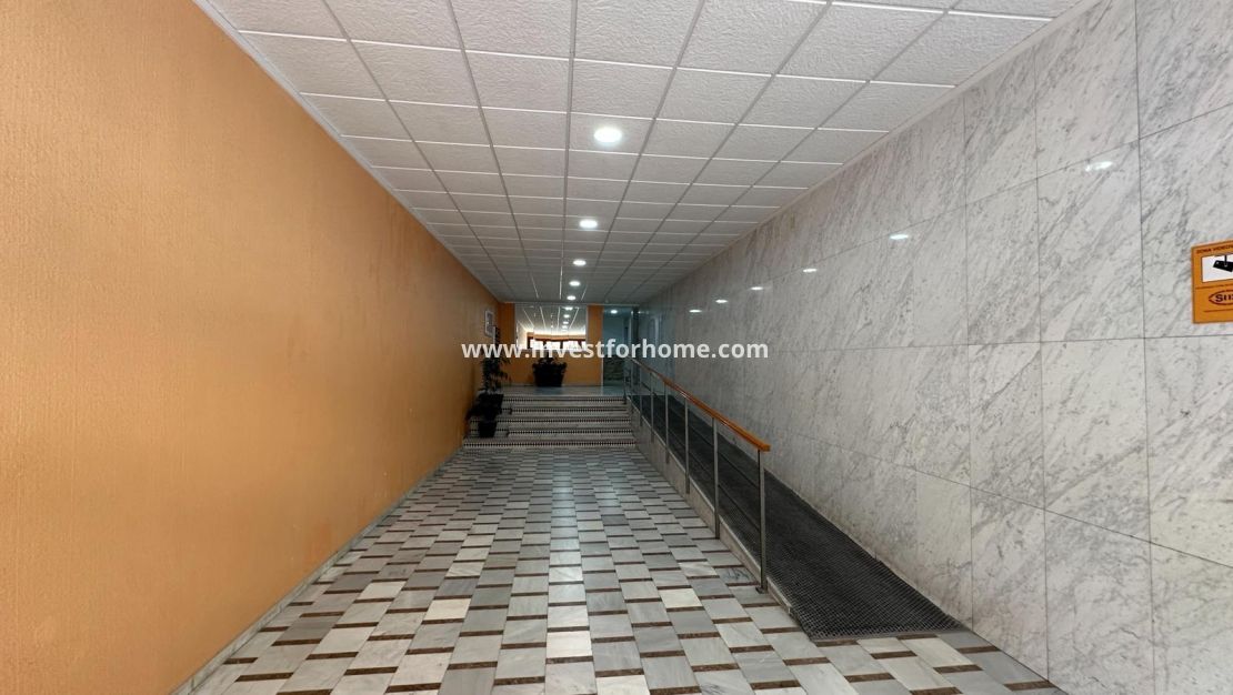 Verkoop - Appartement - Torrevieja - Costa Blanca