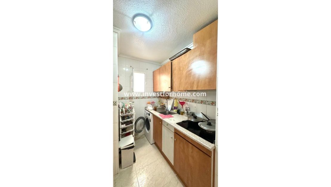 Verkoop - Appartement - Torrevieja - Estacion De Autobuses