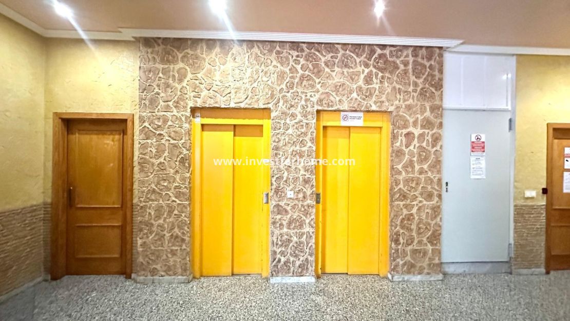 Verkoop - Appartement - Torrevieja - Estacion De Autobuses