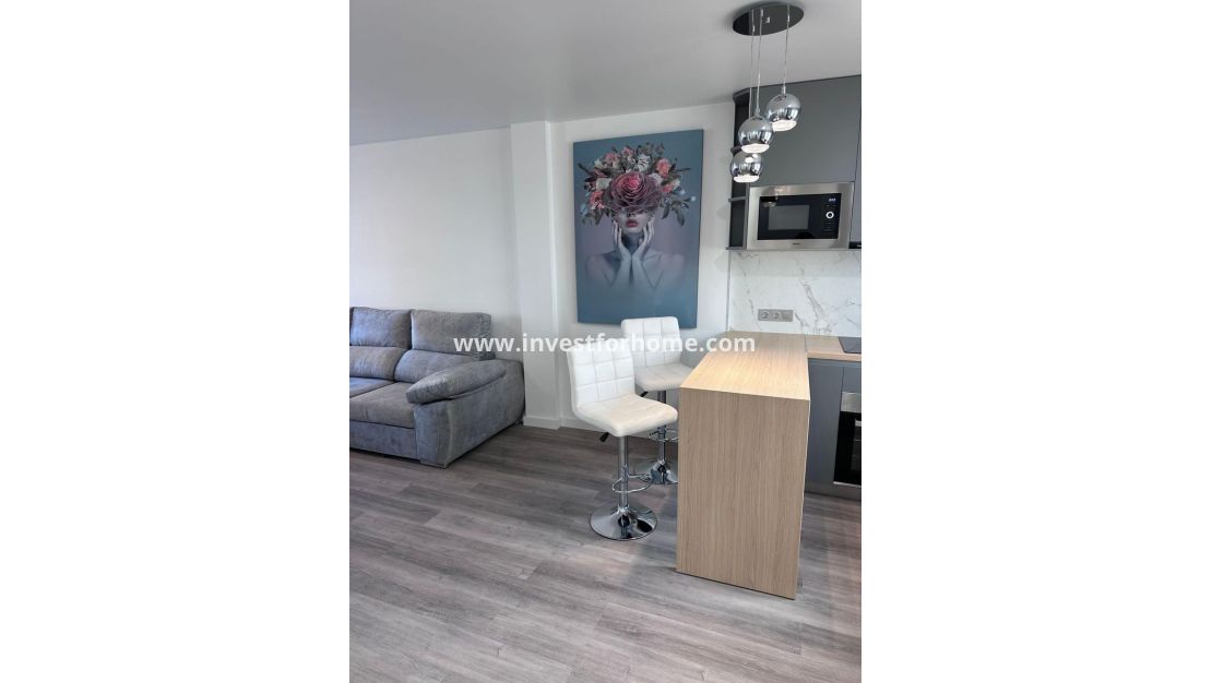 Verkoop - Appartement - Torrevieja - Estacion De Autobuses