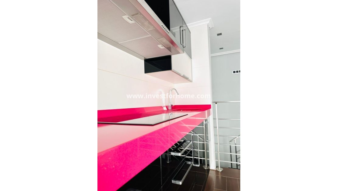 Verkoop - Appartement - Torrevieja - Estacion De Autobuses