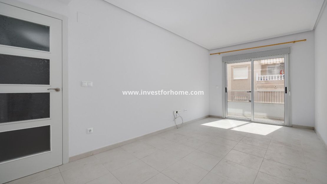 Verkoop - Appartement - Torrevieja - Estacion De Autobuses