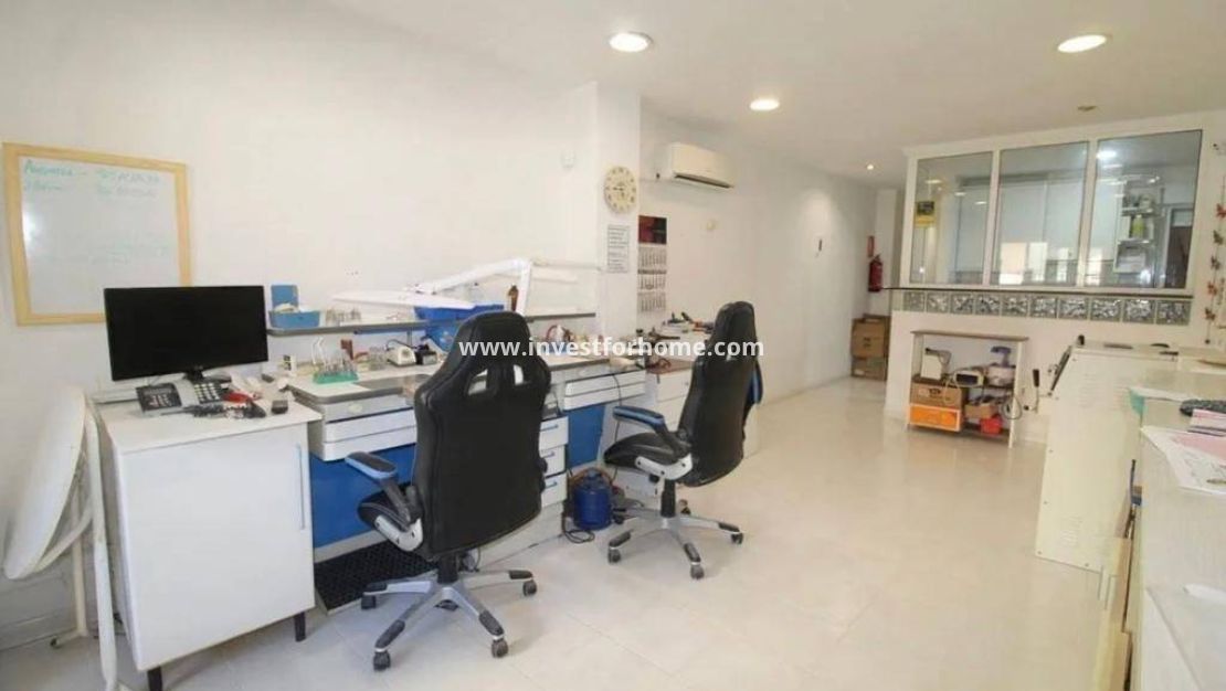 Verkoop - Appartement - Torrevieja - Estacion De Autobuses