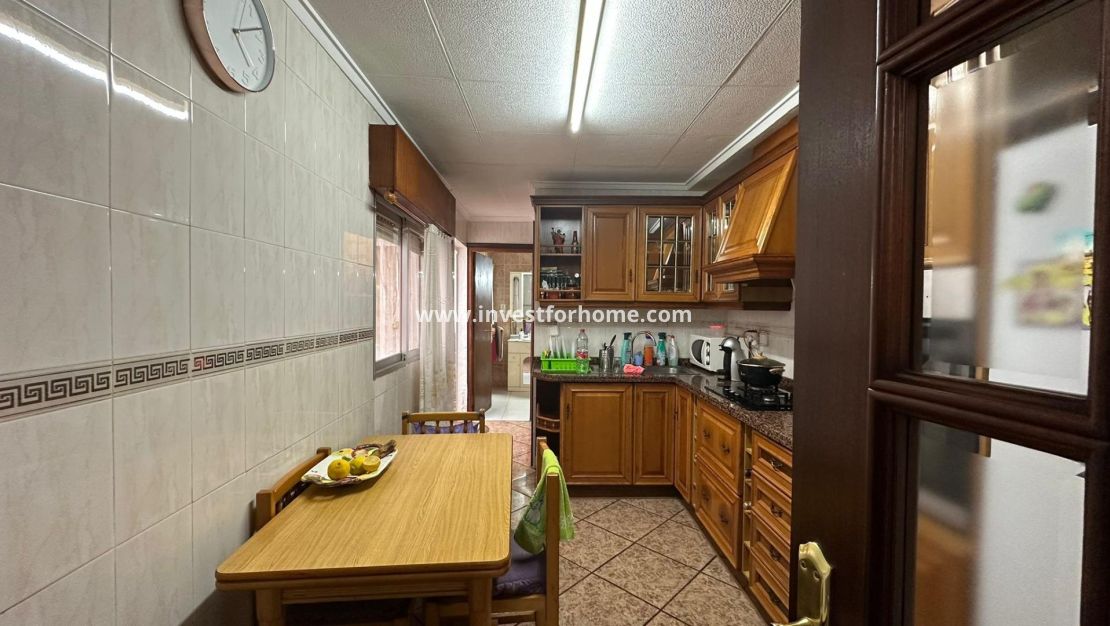 Verkoop - Appartement - Torrevieja - Estacion De Autobuses